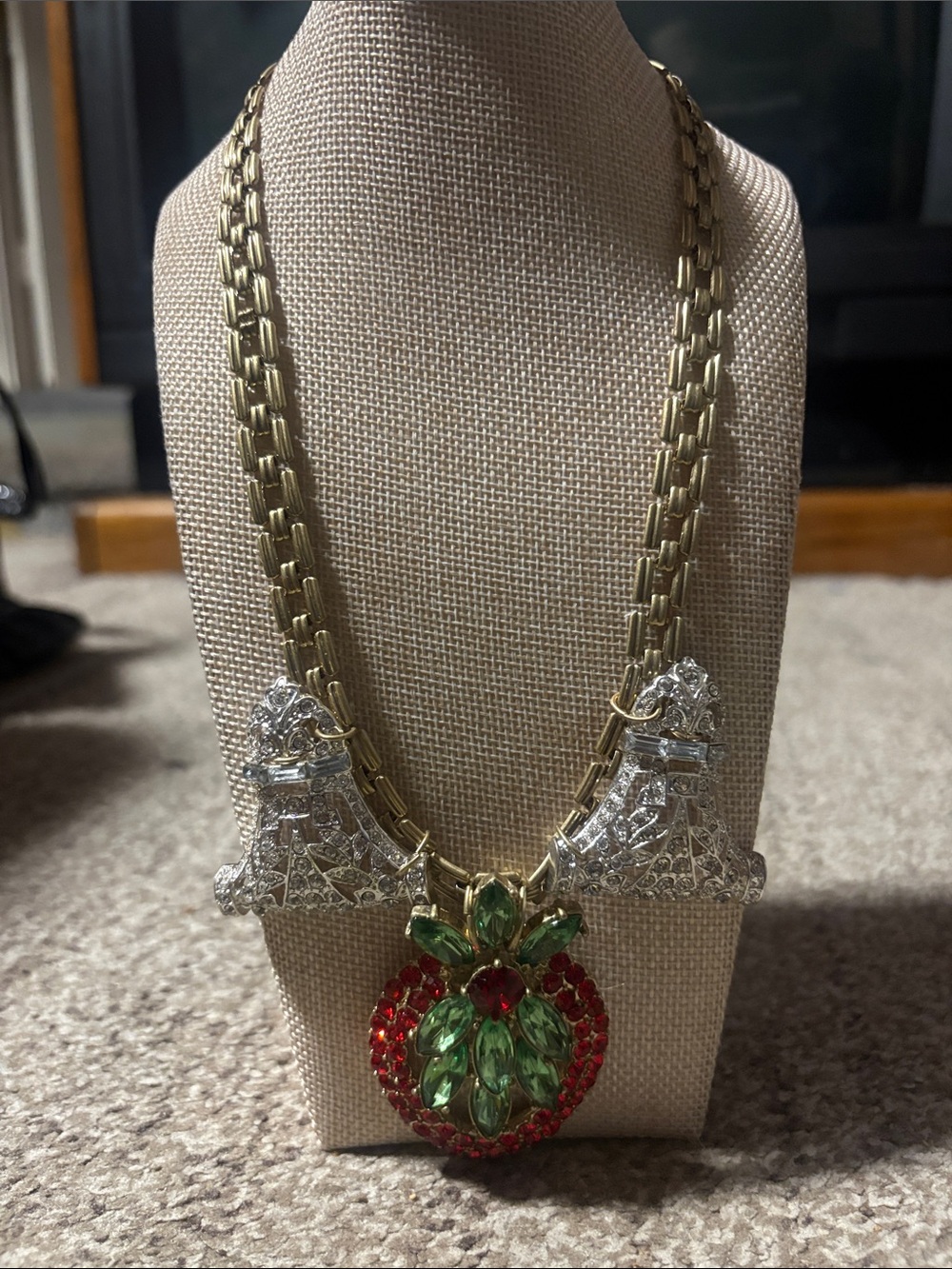 Olivia Welles Mistletoe Time Rhinestone Crystal Holiday Statement Necklace